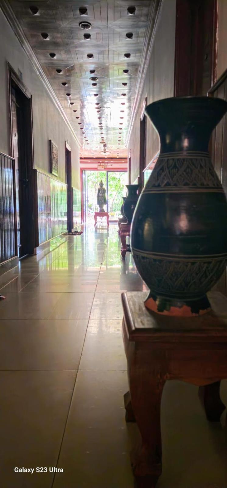 Retro Quarter Mb Hostel Sziemreap Kültér fotó